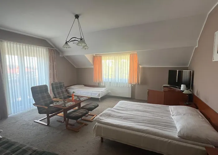 Δωμάτια σε οικογενειακή κατοικία Wojciech *